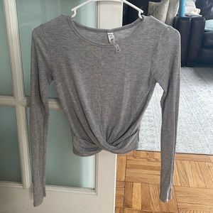 Alo Yoga Tops | Women | Alo Yoga Long Sleeve with Twist, Gray, XS